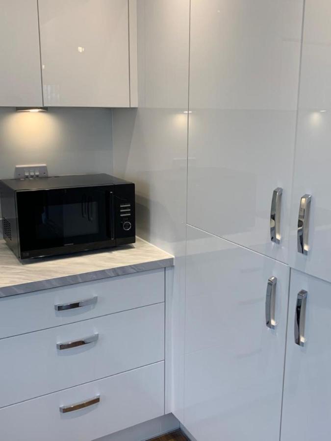 Lakeside 2 Bed Luxury Apartment No Parties No Events Early Check-In Late Check- Out Allowed West Thurrock Zewnętrze zdjęcie